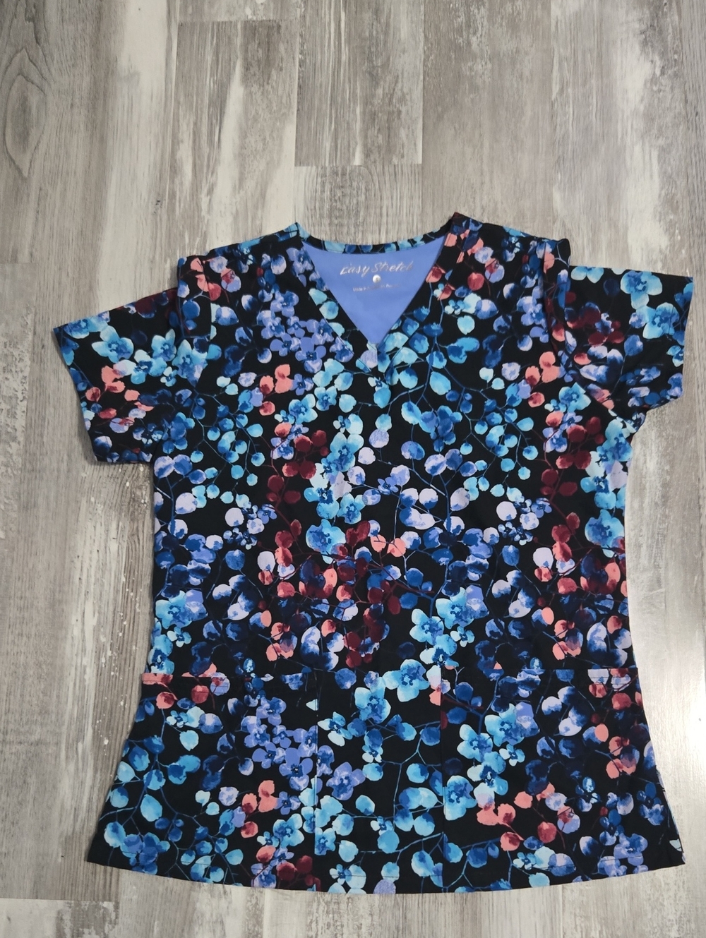 Everyday V-Neck Floral Scrub Top — Blue Multi